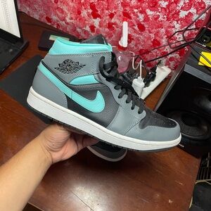 Jordan High-Top Sneakers in Black and Teal
